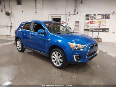 MITSUBISHI OUTLANDER SPORT 2015