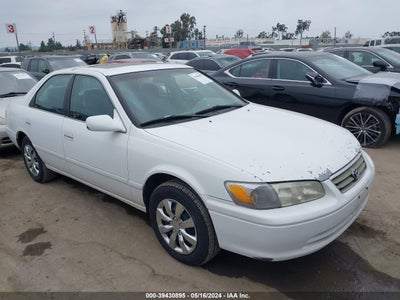 TOYOTA CAMRY 2001
