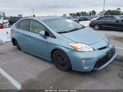 TOYOTA PRIUS 2015