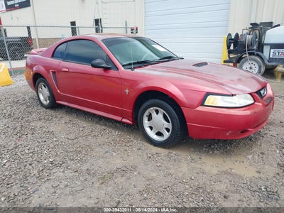 Ford Mustang 2000