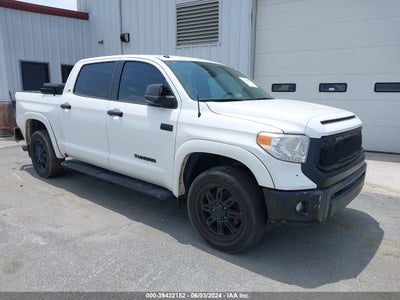 TOYOTA TUNDRA 2016