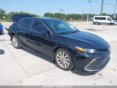 TOYOTA CAMRY 2021