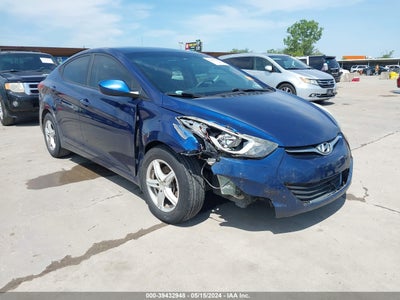 HYUNDAI ELANTRA 2016