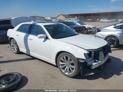 CHRYSLER 300 2017
