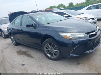 TOYOTA CAMRY 2016
