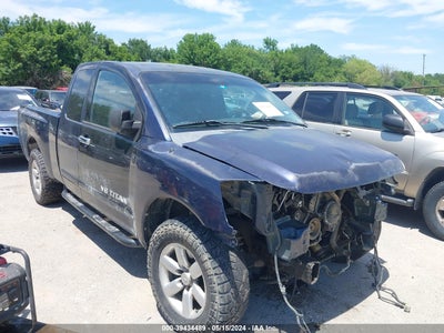 NISSAN TITAN 2009