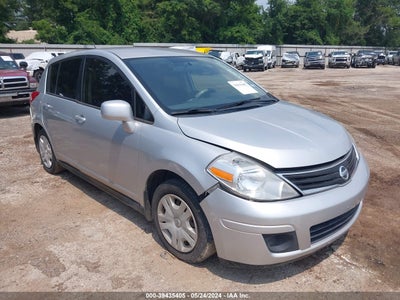NISSAN VERSA 2011