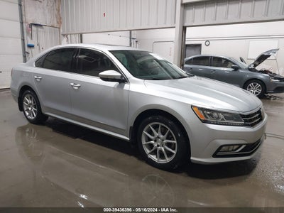 VOLKSWAGEN PASSAT 2017