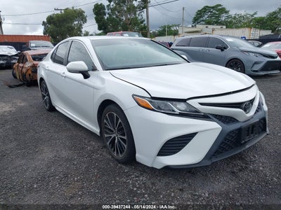 TOYOTA CAMRY 2019