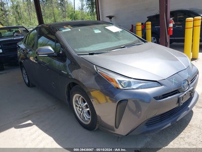 TOYOTA PRIUS 2019