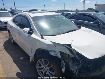 NISSAN MAXIMA 2011