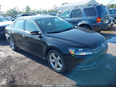 VOLKSWAGEN PASSAT 2012