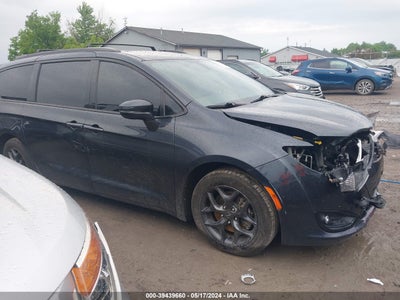 Chrysler Pacifica 2019