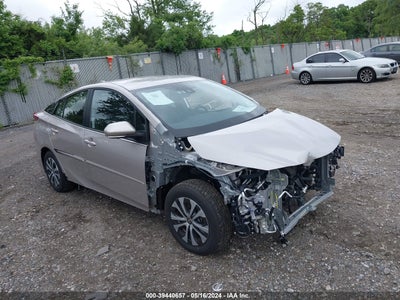 TOYOTA PRIUS PRIME 2021