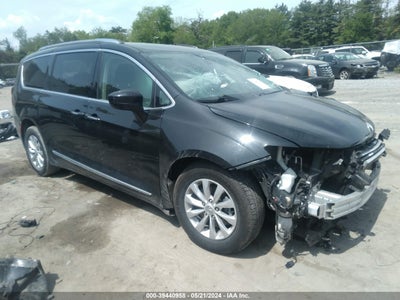 CHRYSLER PACIFICA 2019