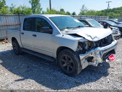 NISSAN TITAN 2012