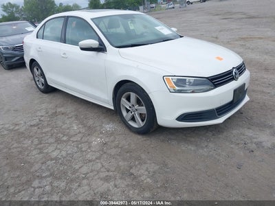 VOLKSWAGEN JETTA 2013