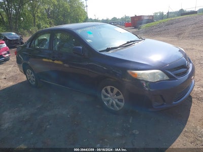 TOYOTA COROLLA 2011