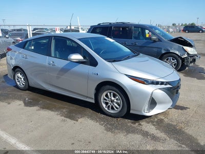 TOYOTA PRIUS PRIME 2021