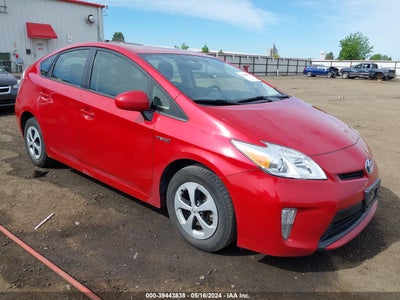 TOYOTA PRIUS 2015