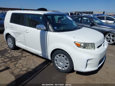 SCION SCION XB 2012