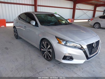 NISSAN ALTIMA 2020