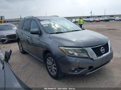 Nissan Pathfinder 2015