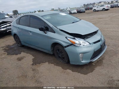 TOYOTA PRIUS 2013