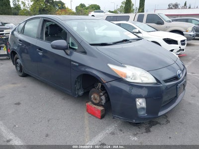 TOYOTA PRIUS 2011