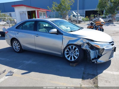 TOYOTA CAMRY HYBRID 2017