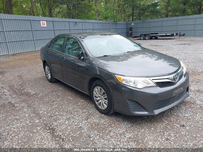 TOYOTA CAMRY 2012