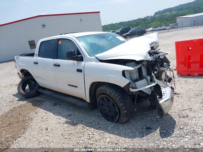 TOYOTA TUNDRA 2021