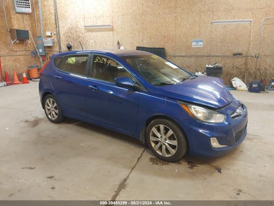 HYUNDAI ACCENT 2012