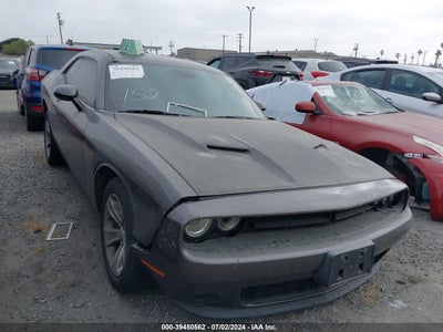 DODGE CHALLENGER 2016