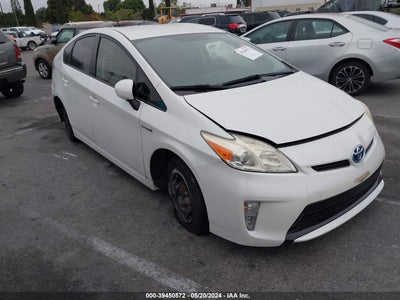 TOYOTA PRIUS 2014