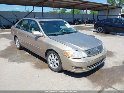 TOYOTA AVALON 2001