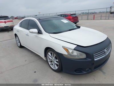 NISSAN MAXIMA 2011