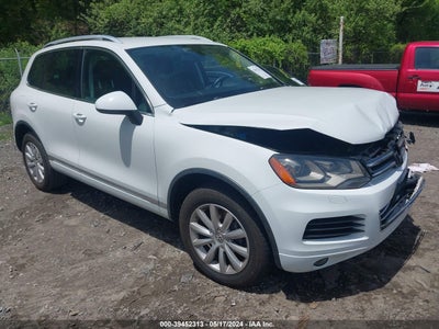 VOLKSWAGEN TOUAREG 2012