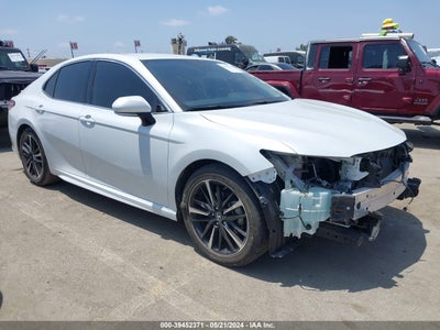 TOYOTA CAMRY 2019