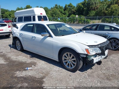 CHRYSLER 300 2011