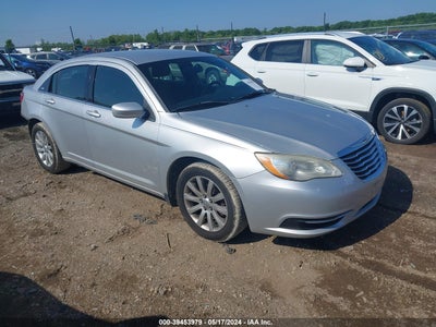 CHRYSLER 200 2011
