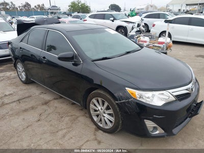 TOYOTA CAMRY 2012