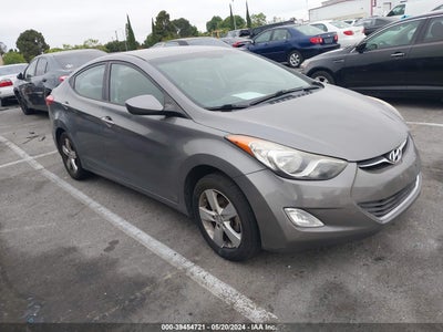 HYUNDAI ELANTRA 2013