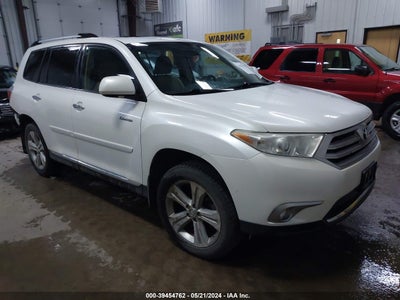 TOYOTA HIGHLANDER 2013