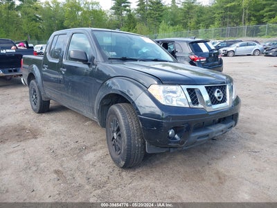 NISSAN FRONTIER 2017