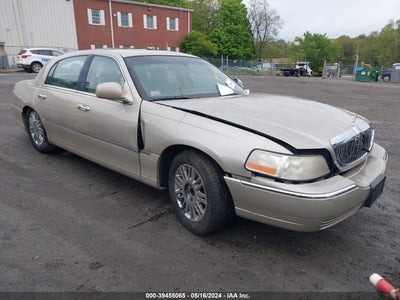 LINCOLN TOWN CAR 2006
