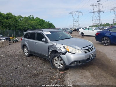 SUBARU OUTBACK 2012