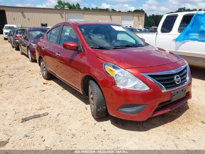 NISSAN VERSA 2018