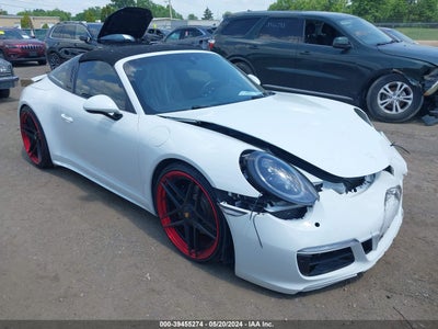 PORSCHE 911 2017