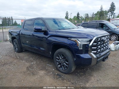TOYOTA TUNDRA 2022